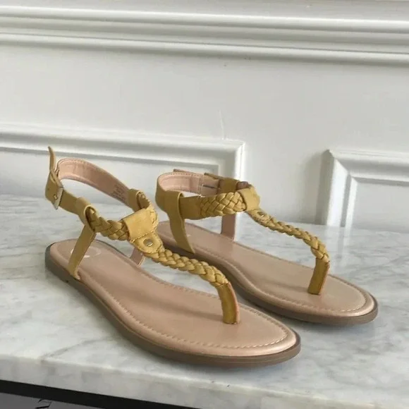 Womens sandals NEW size 8 - Picture 1 of 4